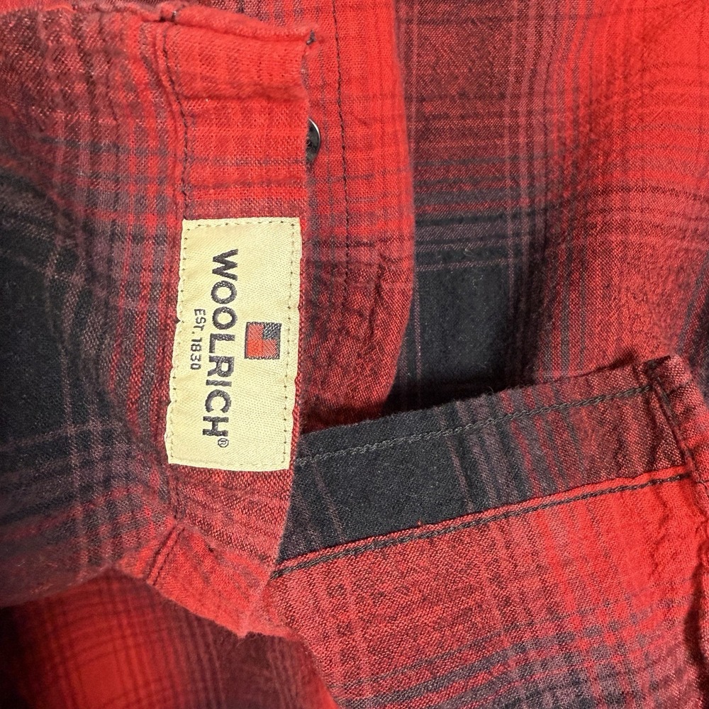 Vintage Woolrich Flannel Shirt Men's Large Red Black Plaid Work Pockets Cotton - Picture 5 of 8
